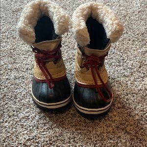 Kids Sorel boots size 10